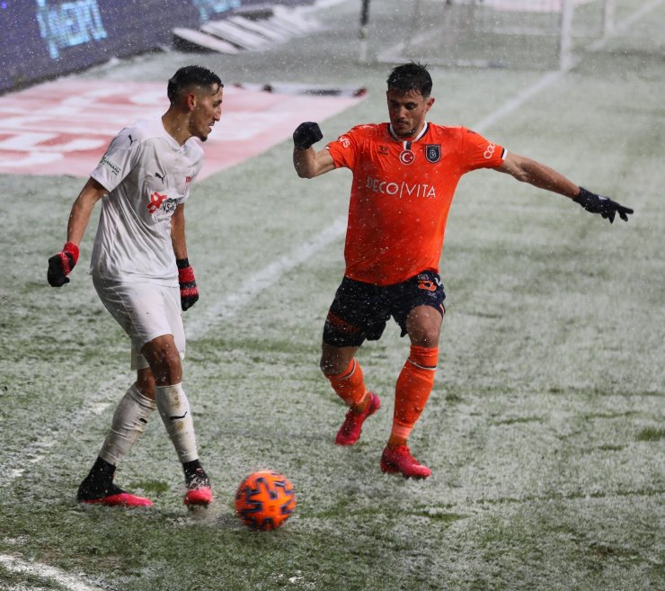 Sivasspor ile Başakşehir 26. randevuda