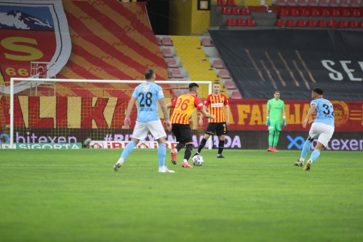 Süper Lig: Kayserispor: 0 - Gaziantep FK: 0 (İlk yarı)