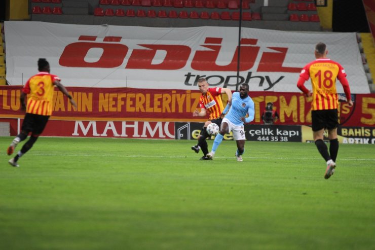 Süper Lig: Kayserispor: 0 - Gaziantep FK: 0 (İlk yarı)