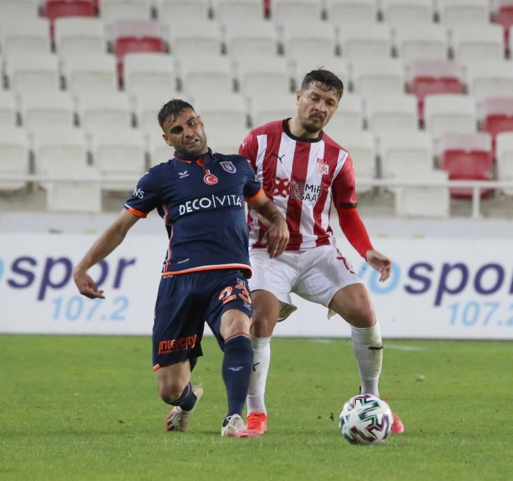 Süper Lig: DG Sivasspor: 0 - Medipol Başakşehir : 0 (Maç sonucu)