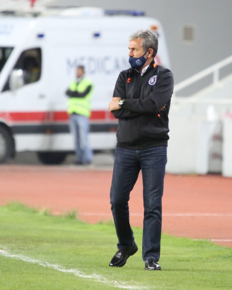 Süper Lig: Sivasspor: 0 - Medipol Başakşehir: 0 (Maç devam ediyor)