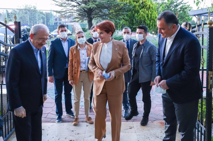 Akşener ve Kılıçdaroğlu iftarda bir araya geldi