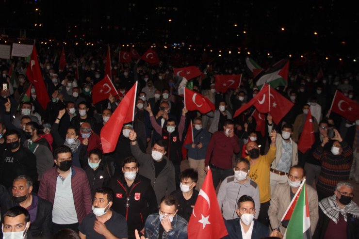 Kayseri’de binlerce kişi Filistin’e destek için toplandı