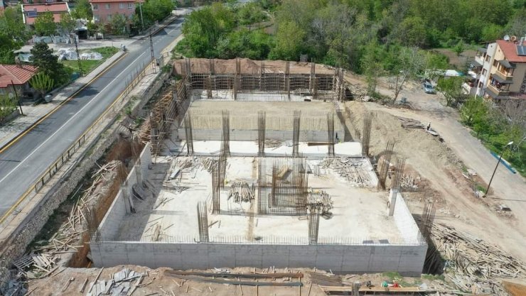 Nallıhan’a yarı olimpik yüzme havuzu müjdesi