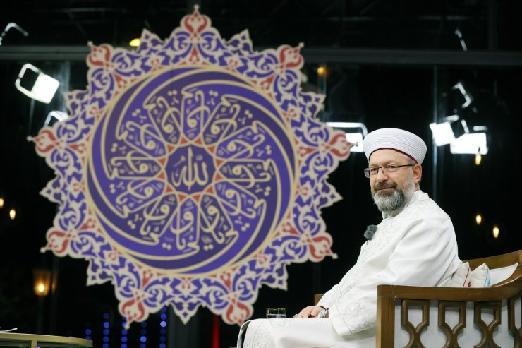 Diyanet İşleri Başkanı Prof. Dr. Ali Erbaş: “Camilerde bayram namazımızı kılacağız”