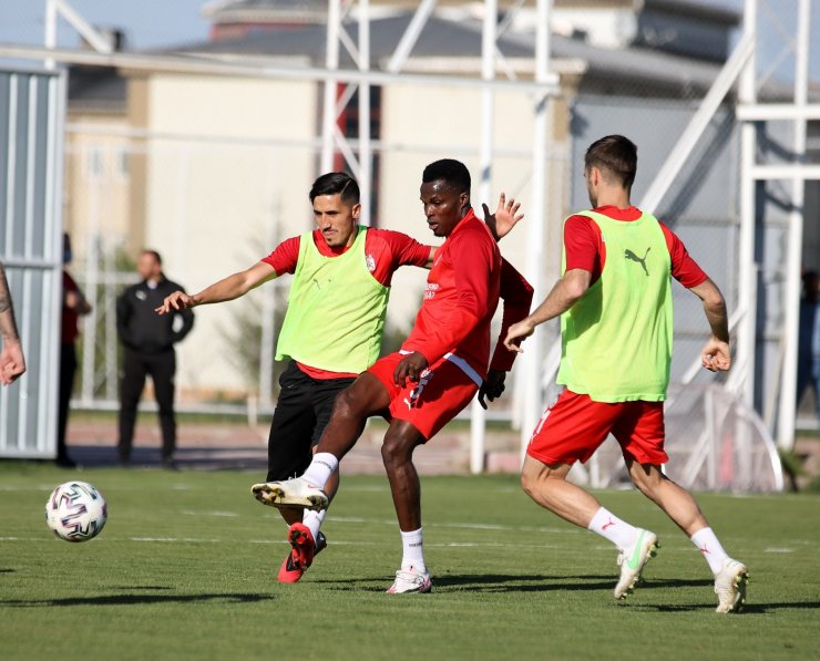 Sivasspor’da Kasımpaşa mesaisi başladı