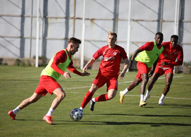Sivasspor’da Kasımpaşa mesaisi başladı