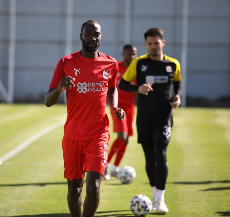 Sivasspor’da Kasımpaşa mesaisi başladı