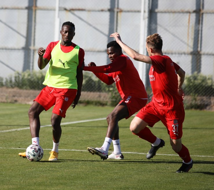 Sivasspor’da Kasımpaşa mesaisi başladı