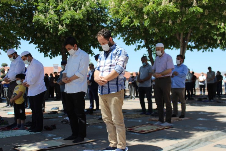 Başkent’te Filistin şehitleri için gıyabi cenaze namazı kılındı