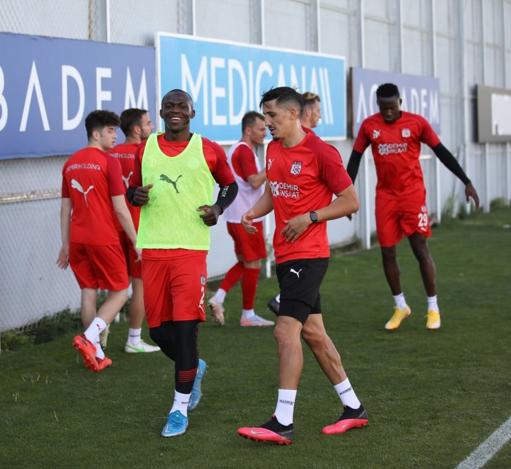 Sivasspor, Kasımpaşa maçının taktiğini çalıştı