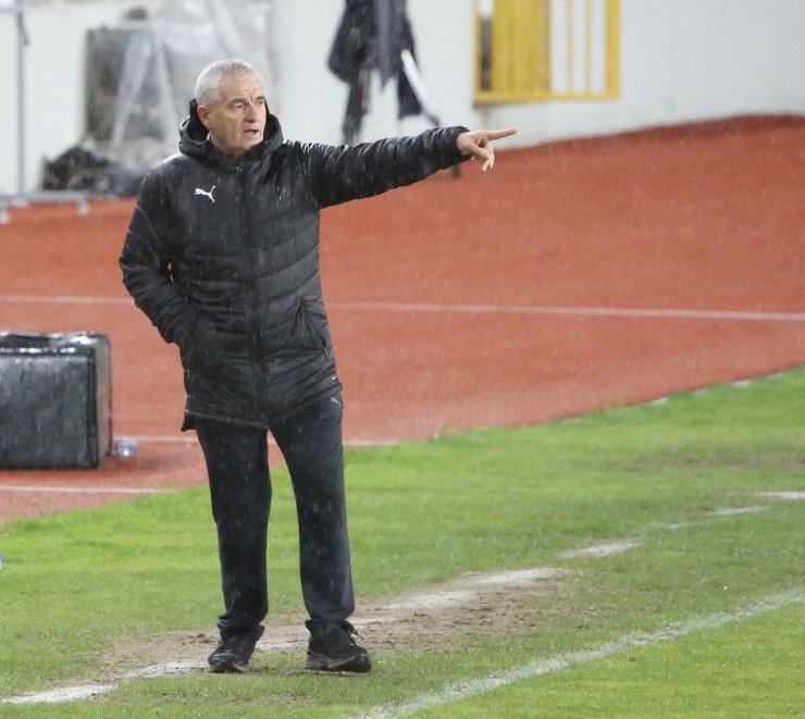 Çalımbay, Kasımpaşa’ya karşı 16 maçın 7’sini kazandı