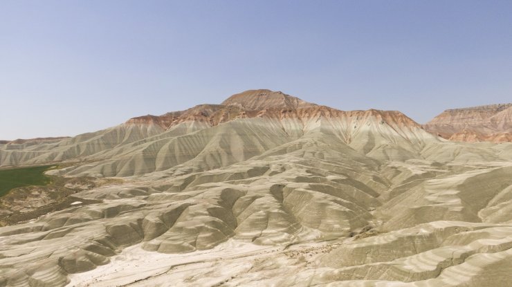 Başkent’in gökkuşağı tepeleri