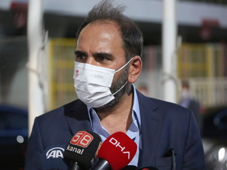 Otyakmaz: “Avrupa’ya gitmek için kupa finalinde Beşiktaş’ın yanında olacağız”