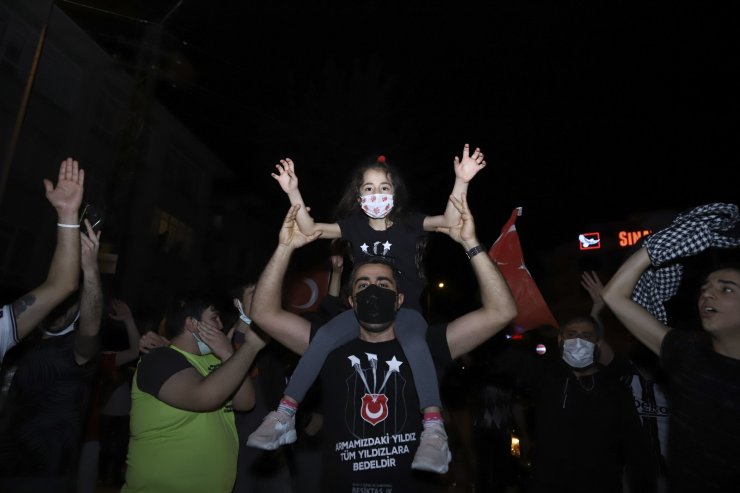 Ankara’da Beşiktaş taraftarının şampiyonluk sevinci