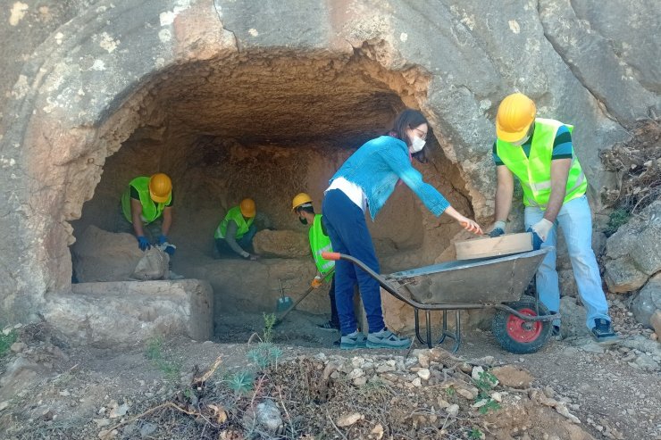 Karaman’ın Ermenek ilçesinde antik kazılar devam ediyor