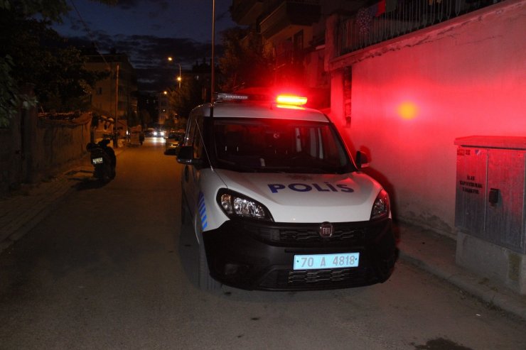 Eşini kazayla bacağından vurdu
