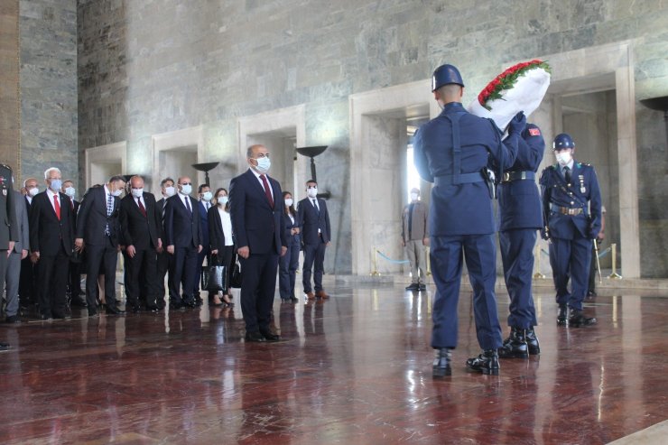 Sosyal Güvenlik Kurumu Başkanı Yılmaz, Anıtkabir’i ziyaret etti