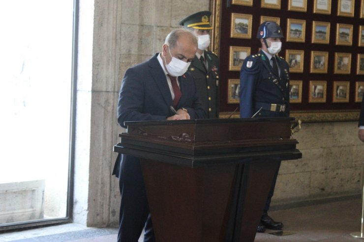 Sosyal Güvenlik Kurumu Başkanı Yılmaz, Anıtkabir’i ziyaret etti