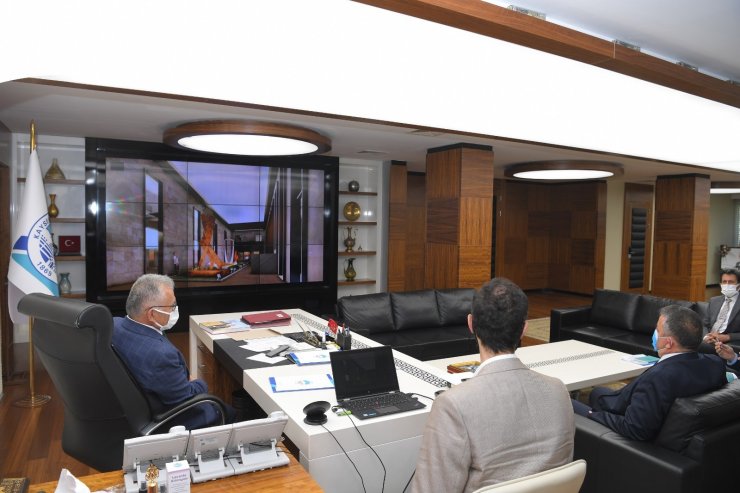 Başkan Büyükkılıç projeleri masaya yatırdı