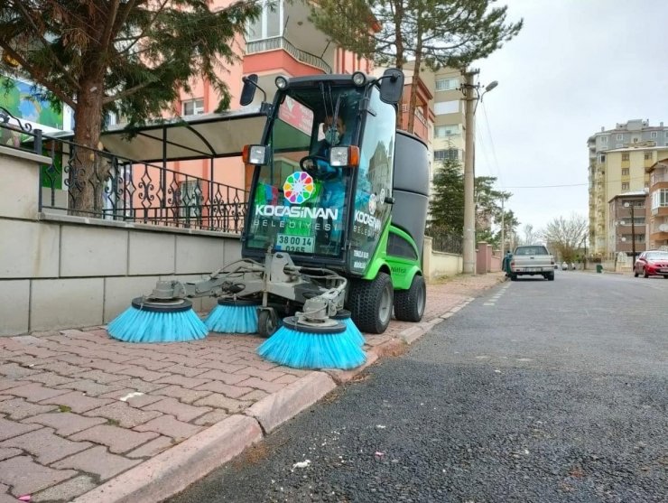 Daha temiz bir Kocasinan için bahar temizliği devam ediyor