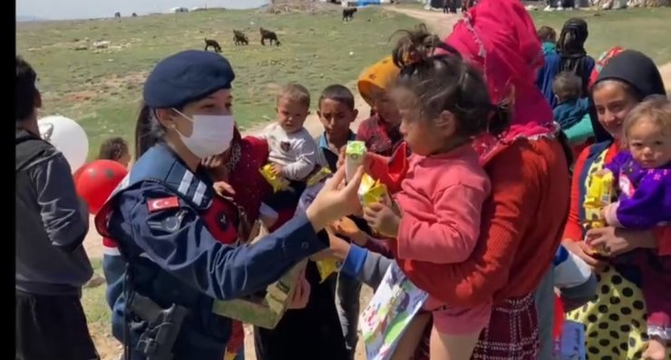 Mevsimlik tarım işçilerine KADES tanıtıldı