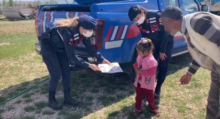 Mevsimlik tarım işçilerine KADES tanıtıldı