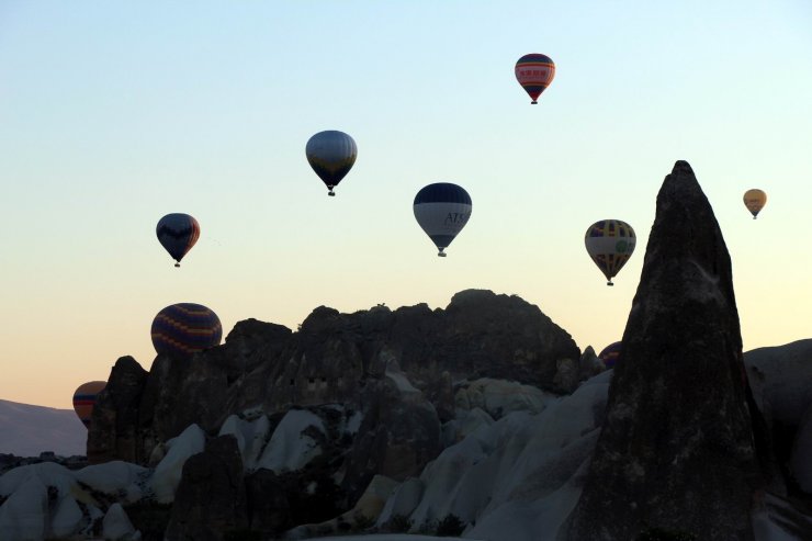 Kapadokya’da balonlar 21 günün ardından havalandı