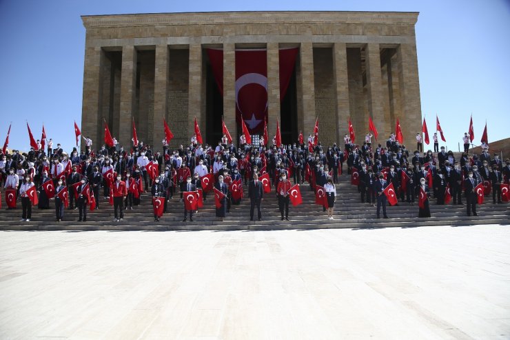 Bakan Kasapoğlu Anıtkabir’de