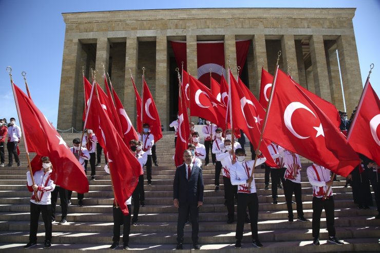 Bakan Kasapoğlu Anıtkabir’de