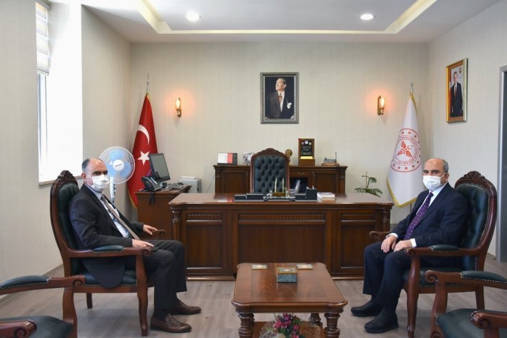 Konya’da 690 bin doz Covid-19 aşısı yapıldı