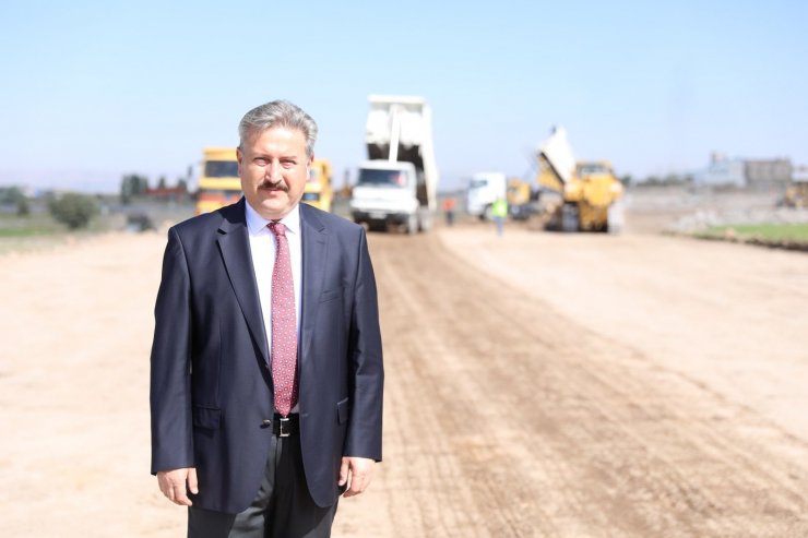 Melikgazi Belediyesi’nden Mimarsinan OSB’ye yeni bağlantı yolu