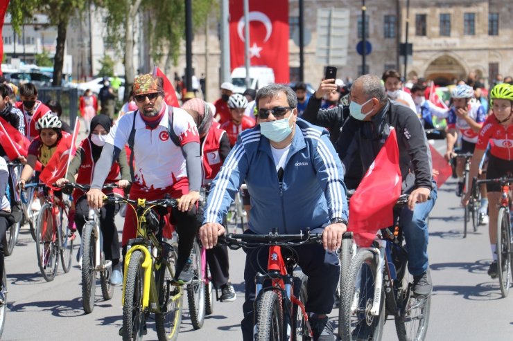 19 Mayıs kutlamalarında renkli görüntüler oluştu