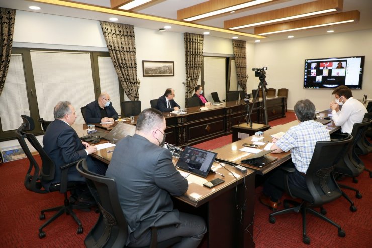 ’Başkan Mahallemizde’ çevrimiçi buluşmaları sürüyor