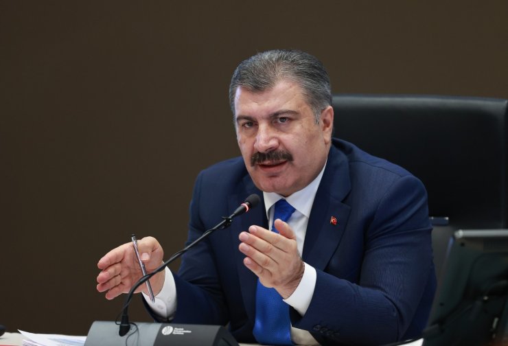 Bakan Koca: "(BioNTech) 4 ayda toplam 120 milyon aşı Türkiye’ye gelecek”