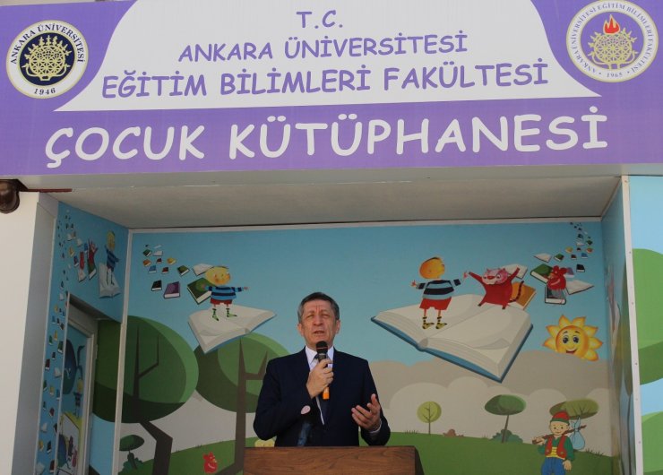 Bakan Selçuk: “Bazen bizim yaklaşımlarımız çocuklarımızın ihtiyacı olmayan alanlarda zorlanmalarına yol açıyor”