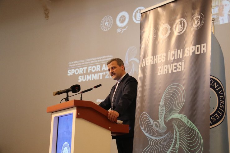 Gazi Üniversitesi’nde Herkes İçin Spor Zirvesi’nin açılış programı gerçekleştirildi
