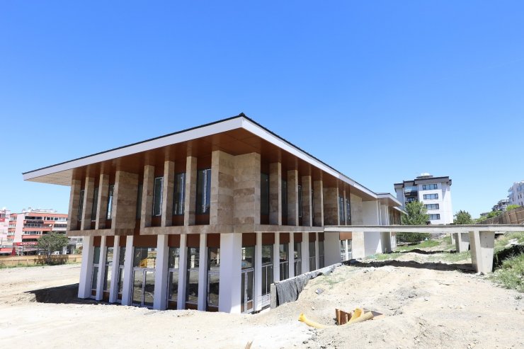 Çankaya’dan yıldızlı hizmet binası