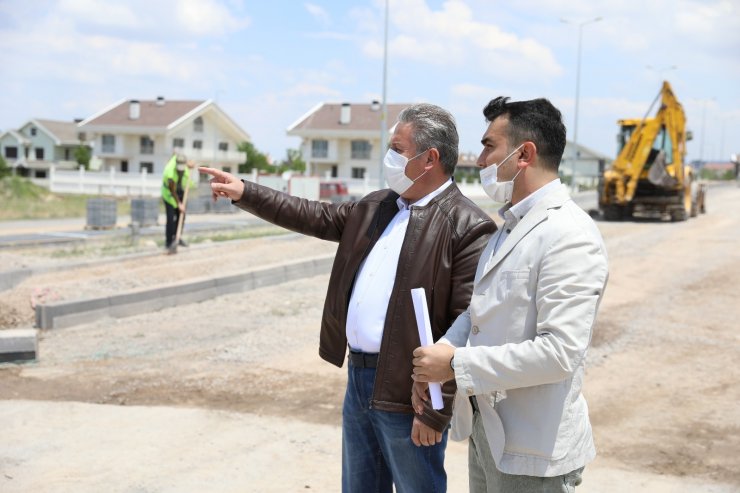 Başkan Palancıoğlu: “Hem yol, hem kaldırım hem de parkımız hayırlı olsun”
