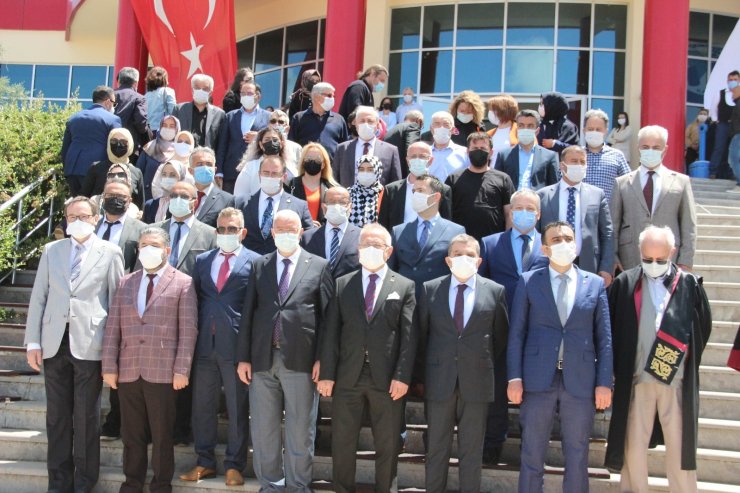 KMÜ’nün kuruluşunun 14. Yılı Mehter Yürüyüşü ve Türkçe Fermanı’nın okunmasıyla başladı