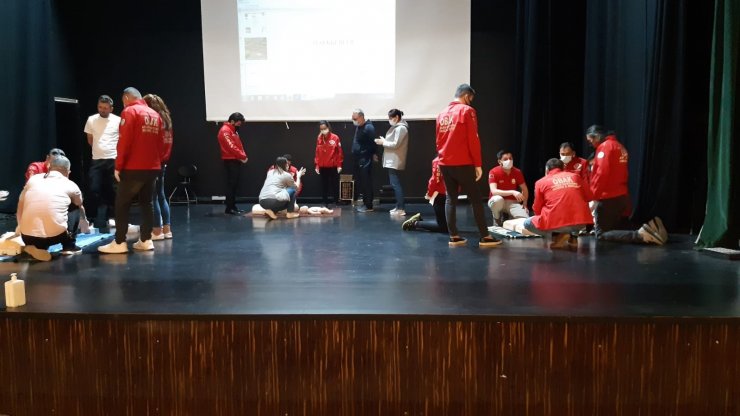 OBAK ekibi ilk yardım eğitiminden geçti