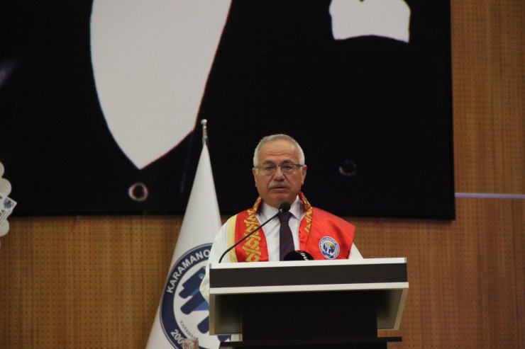 KMÜ’nün kuruluşunun 14. Yılı Mehter Yürüyüşü ve Türkçe Fermanı’nın okunmasıyla başladı