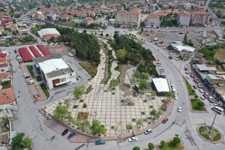Başkan Özdoğan: "Hacılar’ın Central Parkını inşa ediyoruz"