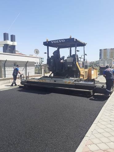 Sincan’da asfalt çalışmaları tüm hızıyla devam ediyor