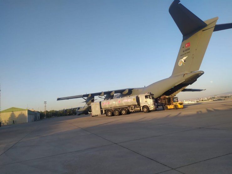 Türkiye Hindistan’a iki askeri kargo uçağı ile tıbbi yardım gönderdi
