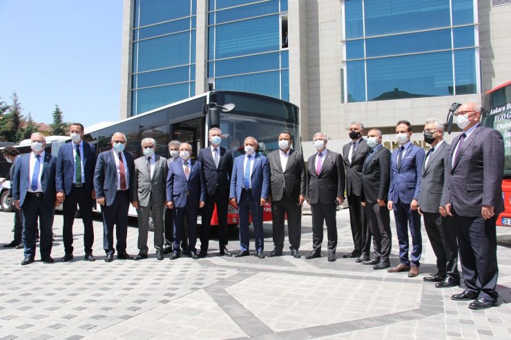 Başkentliler yeni otobüslerine kavuşuyor