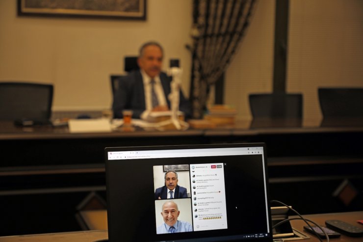 Talas’ta Necip Fazıl’a çevrimiçi anma