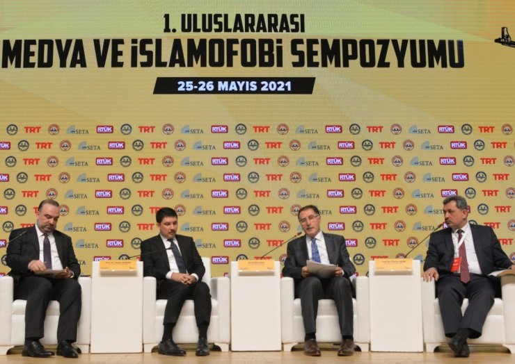 Kamu Başdenetçisi Malkoç: “Dünya barışının, huzurunun, refahının anahtarı Müslümanlardır”