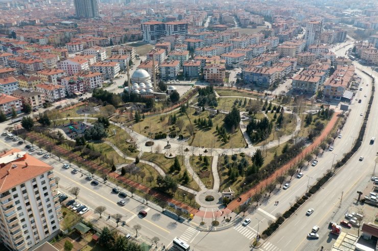 Köroğlu Parkı sil baştan yenileniyor