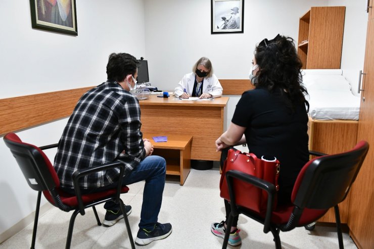 Evlenecek çiftler ücretsiz SMA testine yoğun ilgi gösteriyor